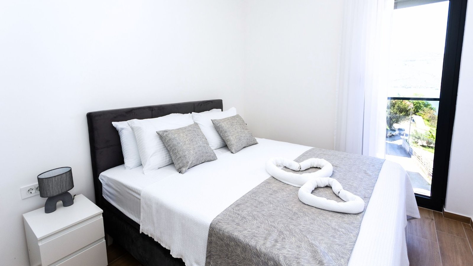 two-bedroom-sea-view-ivo-apartments-herceg-novi (11)